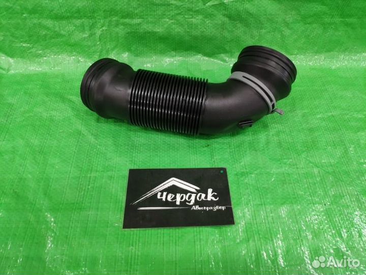 Патрубок воздушного фильтра Volkswagen Tiguan