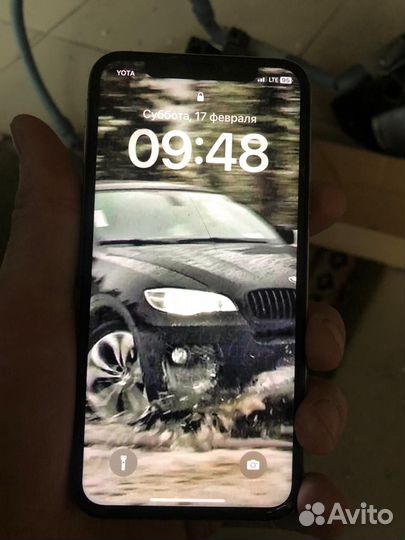 iPhone X, 64 ГБ