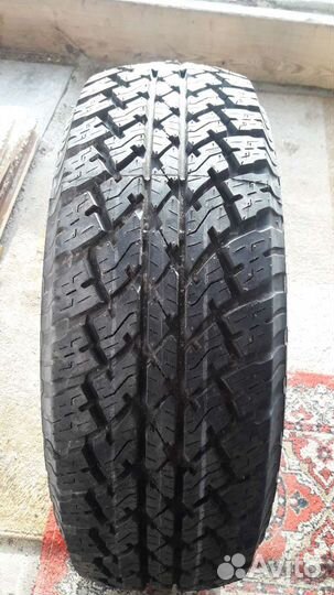 Bridgestone Dueler A/T 265/70 R15