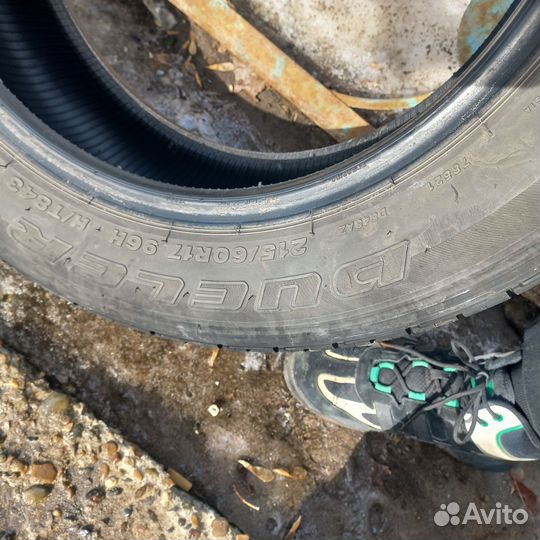 Bridgestone Dueler H/T 215/60 R17 96H