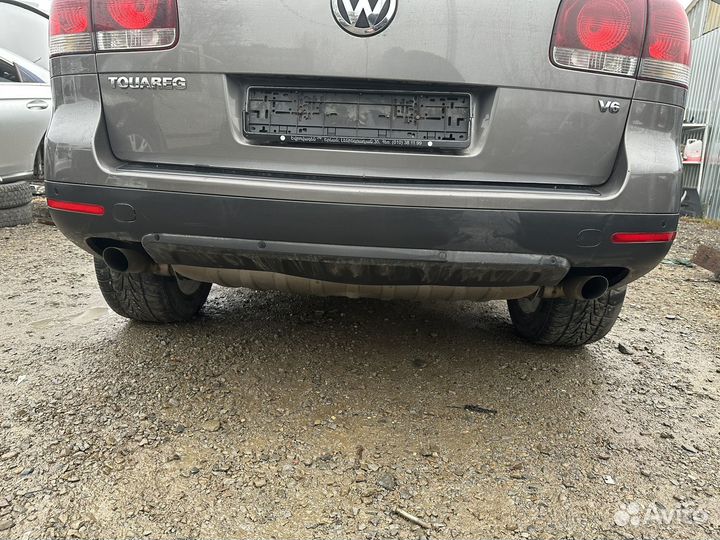 Задний бампер Volkswagen Touareg