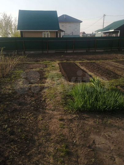 Дом 12 м² на участке 4 сот.