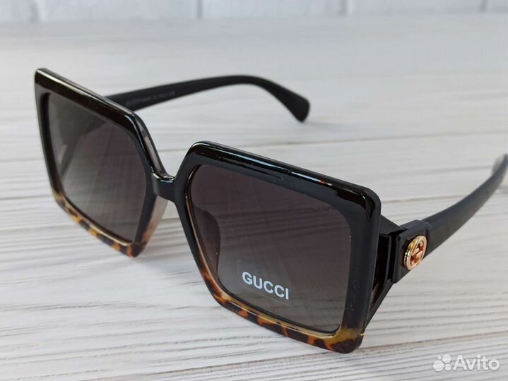 Очки солнцезащитные женские Gucci новые