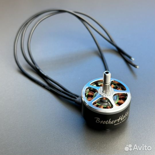 Мотор BrotherHobby Avenger V3 2812-900KV 4шт