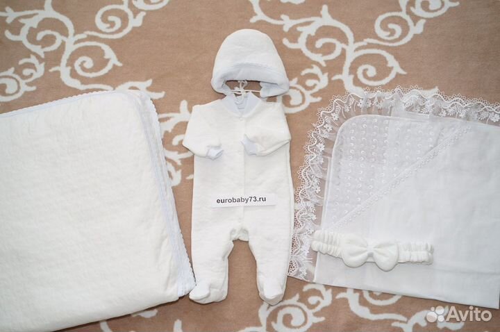 Комплект на выписку весна