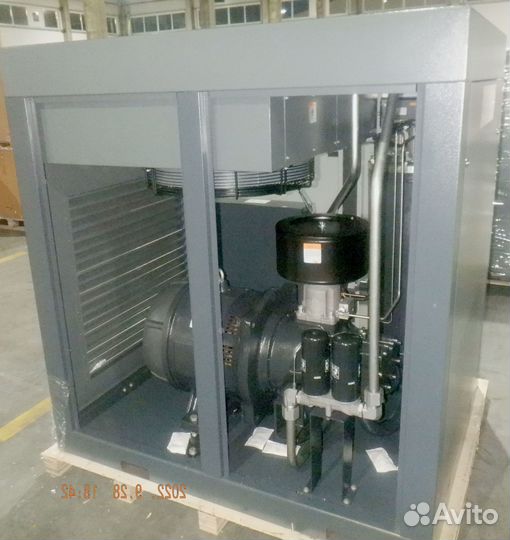 Компрессор винтовой 5,5 кВт, 10 Бар, 600 л/мин