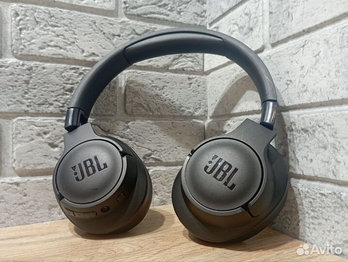 Bluetooth наушники JBL 710-BT