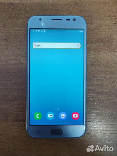 Телефон Samsung Galaxy J3 2017 2/16Gb Duos