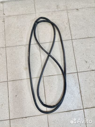 Уплотнитель задней правой двери Skoda Kodiaq