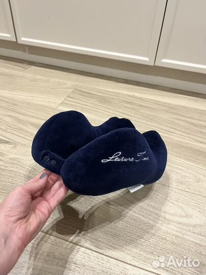 Автоподушка (подушка в самолет под шею)