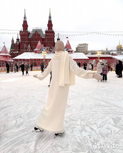 Платья зимняя женская