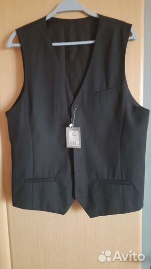 Жилетка для мальчика 50/182 новая