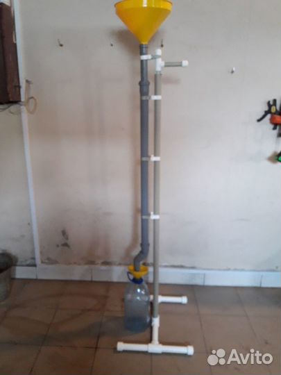 Стойка для слива масла