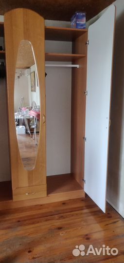 Шкаф шифоньер бу,в хорошем состоянии, большой