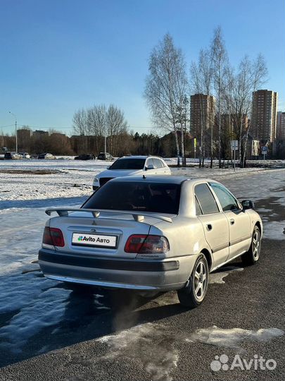 Mitsubishi Carisma 1.6 МТ, 2002, 317 000 км