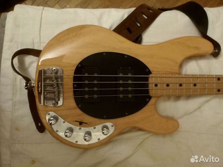 Musicman stingray HH 2006 г.в