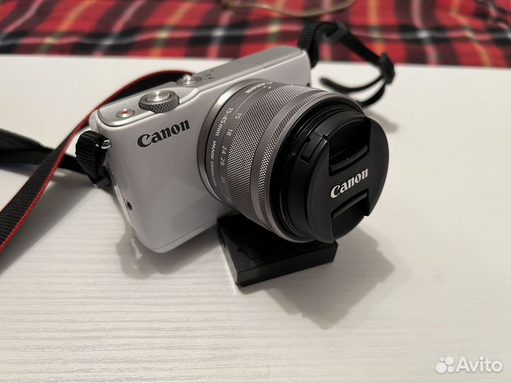 Фотоаппарат Canon EOS M10 EF-M 15-45mm IS STM Kit