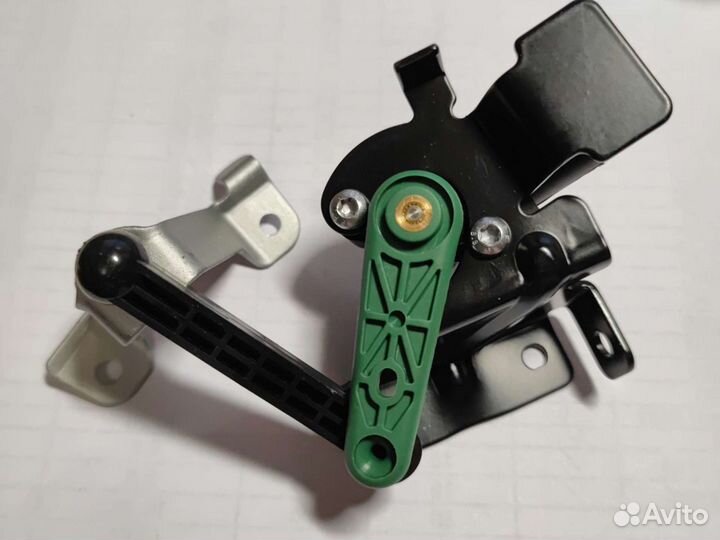 Датчик уровня фар 5Q0512521j