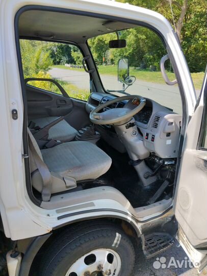 Toyota ToyoAce рефрижератор, 2001
