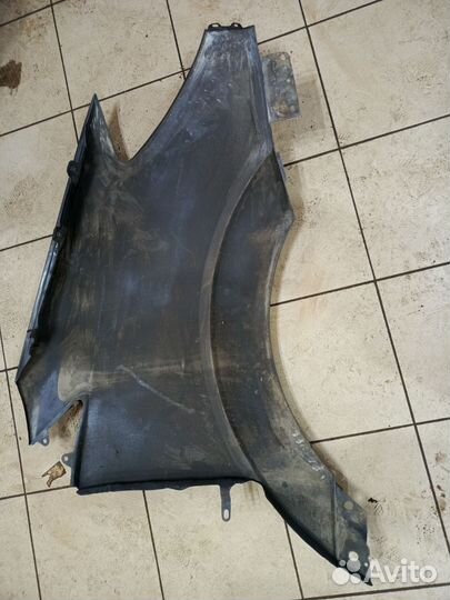 Крыло переднее левое mercedes sprinter