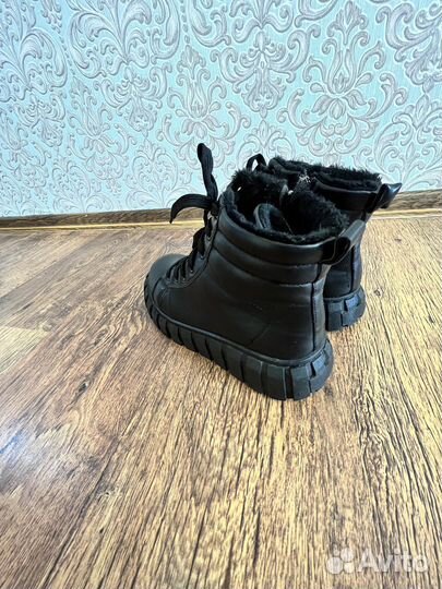 Ботинки женские