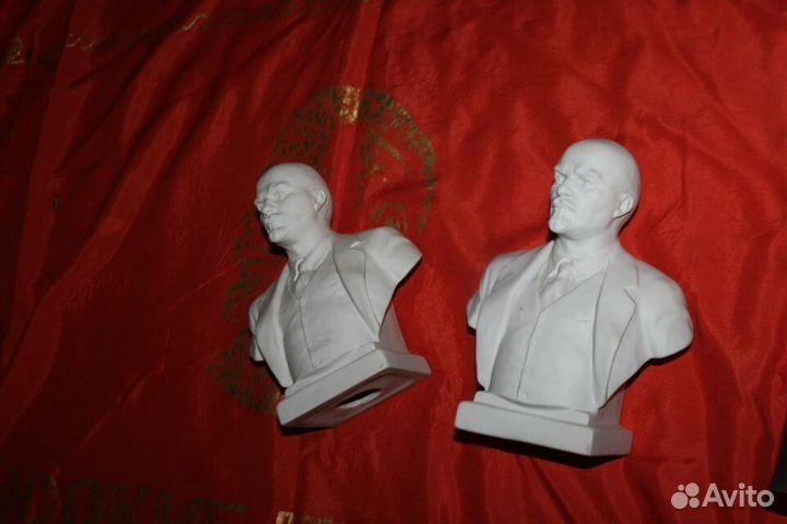 Символика СССР Бюст Ленин Знамя