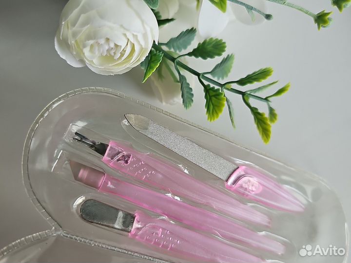 Маникюрный набор новый