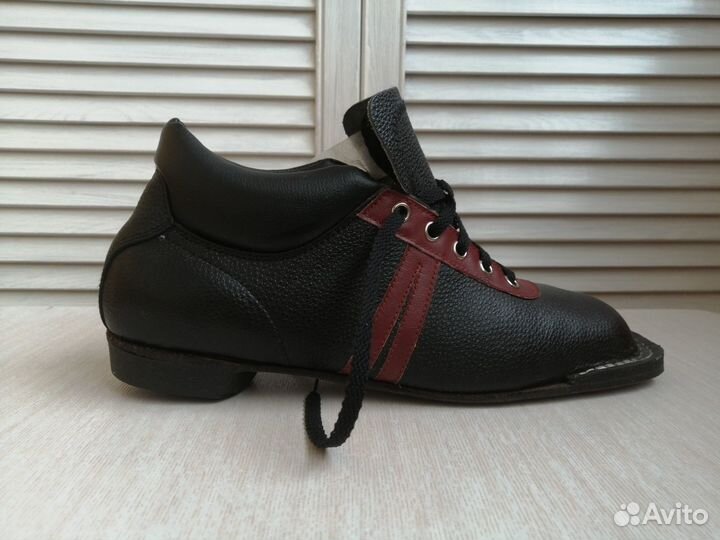 Лыжные ботинки винтаж новые р. 27(40-41)