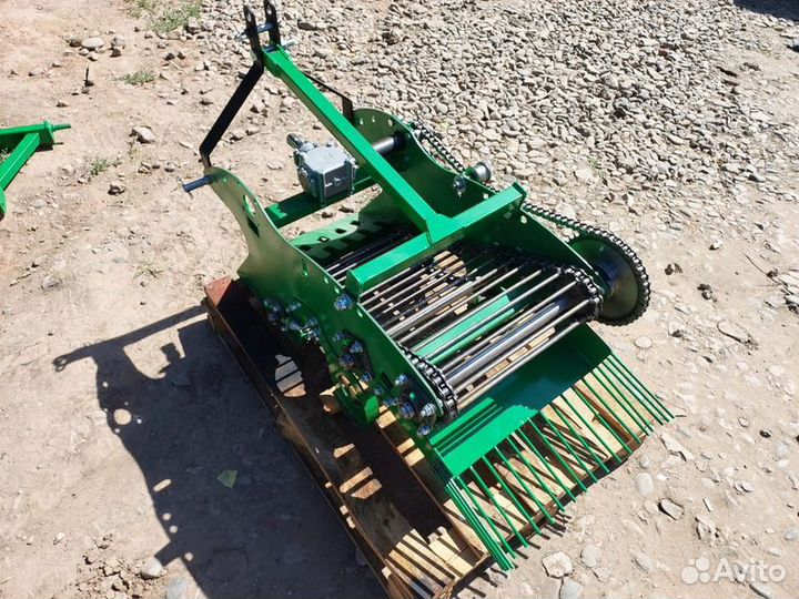 Картофелекопалка транспортерная