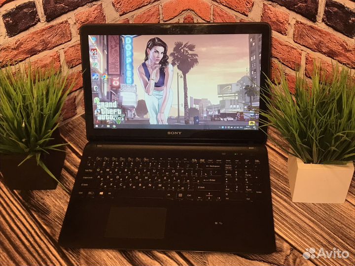 Игровой ноутбук Sony Core i5/2 Видеокарты