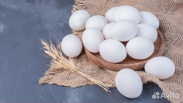 Домашние куриные яйца