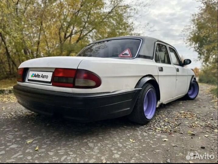 ГАЗ 3110 Волга 2.4 МТ, 1999, 150 000 км