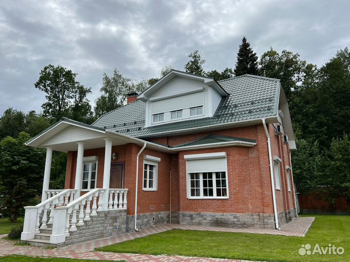 Домработница с проживанием