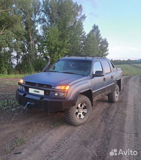 Chevrolet Avalanche 5.3 AT, 2003, 195 000 км