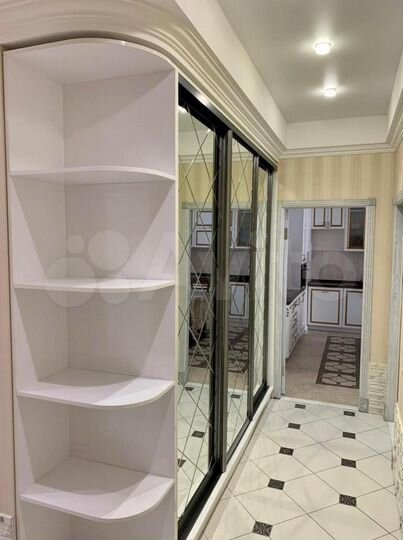 2-к. квартира, 93 м², 5/6 эт.