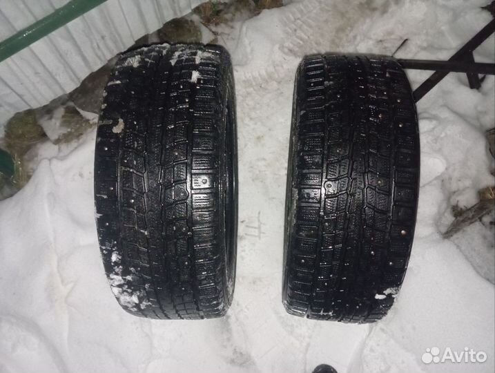 Dunlop SP Winter Ice 01 215/50 R17 48P