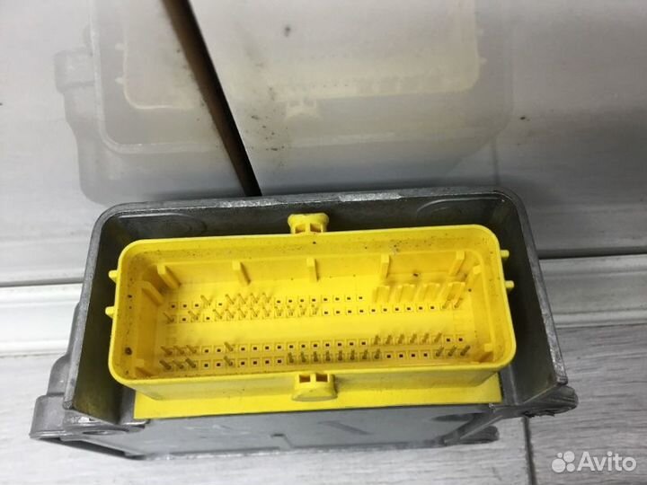 Эбу подушки безопасности Volkswagen Passat