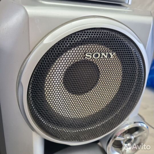 Музыкальный центр sony