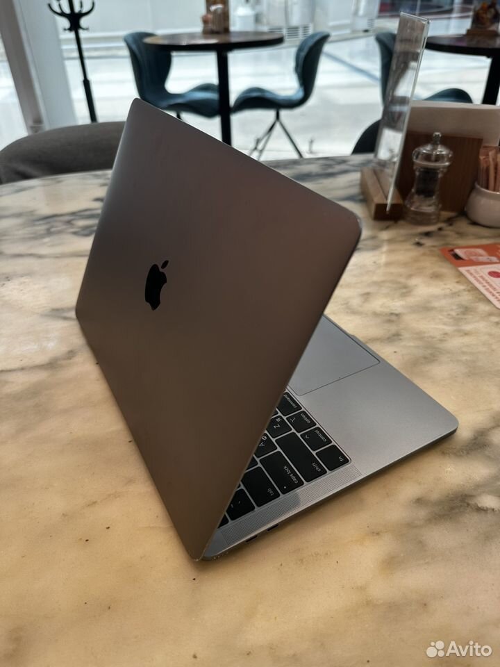 Apple MacBook Pro 13 2019