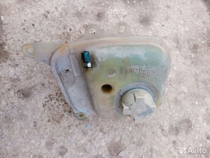 Расширительный бачок audi 80 b3