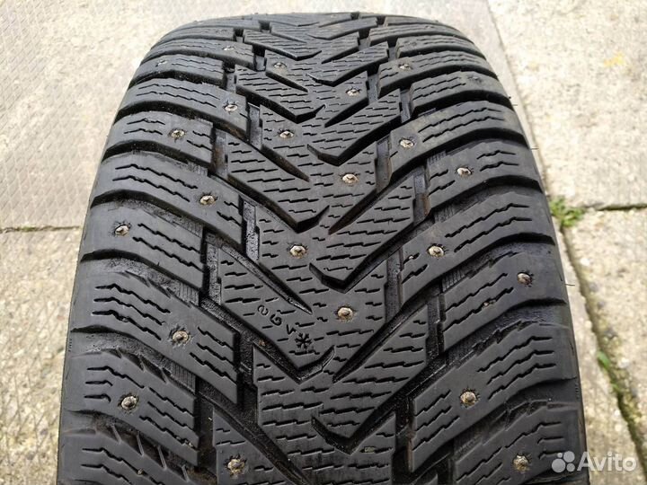 Nokian Tyres Hakkapeliitta 8 SUV 265/45 R20 108T