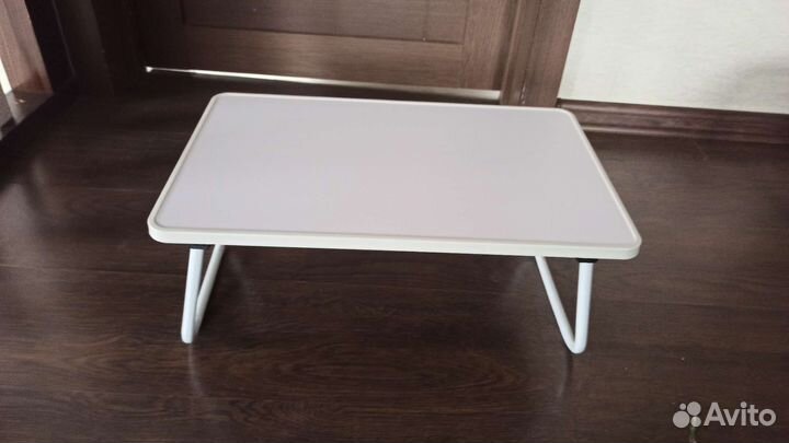 Стол для ноутбука