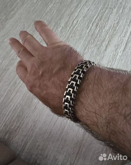 Серебряный браслет мужской