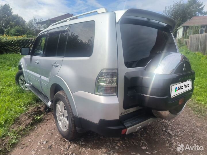 Mitsubishi Pajero 3.8 AT, 2008, 272 000 км