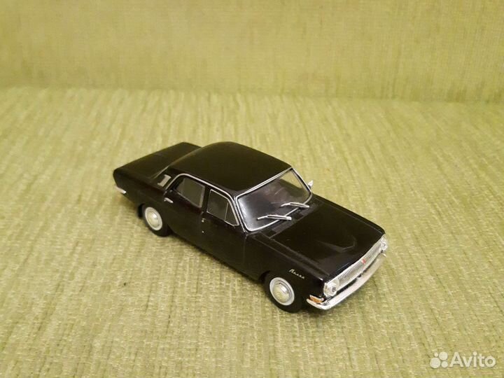 Газ 2401 Волга чёрная деагостини 1:43