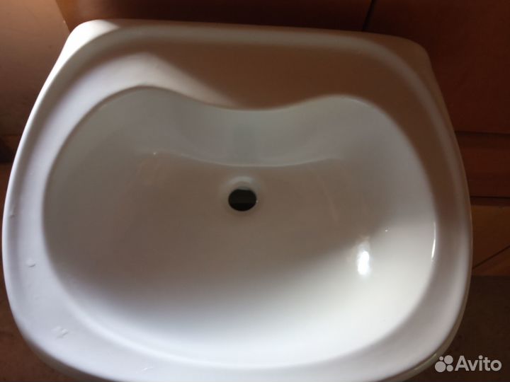 Раковина с пьедесталом б/у