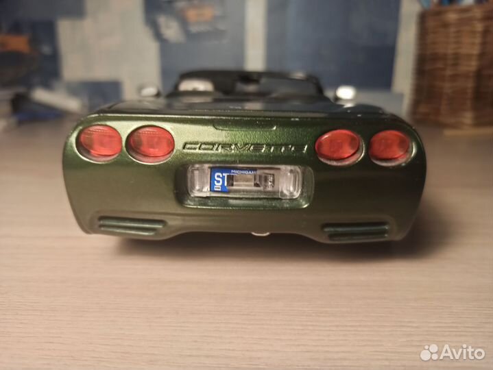 Машина, модель б/у Chevrolet Corvette c5 1997 года