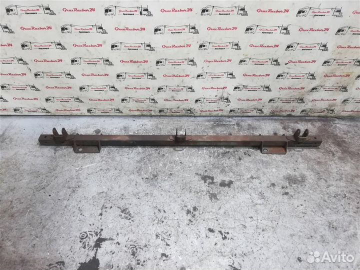 Кронштейн спойлера крыши Volvo 24427203