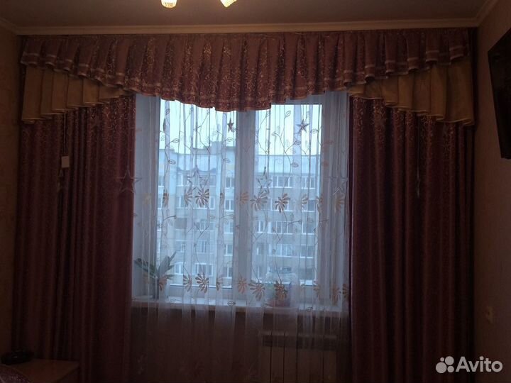 Ламбрекен, шторы и покрывало