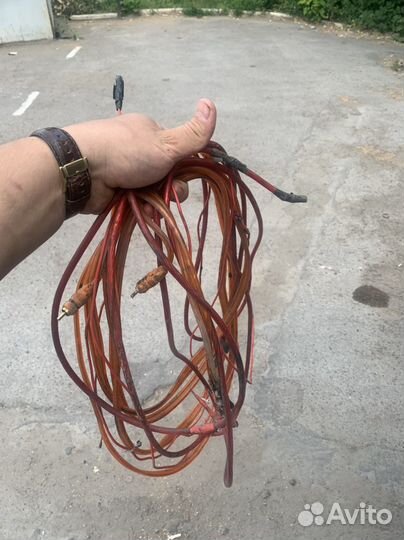 Провода на subwoofer